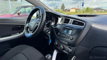 Kia Cee´d SW 1.4 CVVT LX/Silver - 12