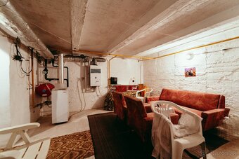 4i RODINNÝ DOM, HOLÍČ, Potočná ulica - 12