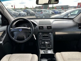 Volvo XC90 XC 90 D5 Momentum A/T - 12