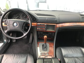 BMW Řada 7 740i, 2.MAJITEL, BEZ KOROZE - 12