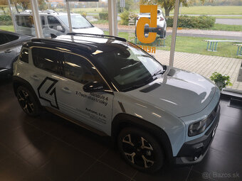 Renault  R4 E-Tech - 52 kWh (150 Hp) Electric - 12