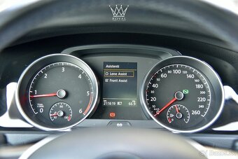Volkswagen Golf Variant 2.0TDI Highline WEBASTO Keyless - 12