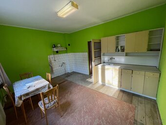Rodinný dom na bývanie, podnikanie 475 m² - Stará Ľadoveň - 12