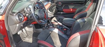 Mini John Cooper Works 2.0 l 170 kW 2018 - 12