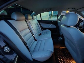 Škoda Superb 1 2.0 TDI Laurin Klement 2007 - 12
