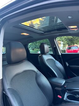 Hyundai iX35 1.7 CRDI - 12