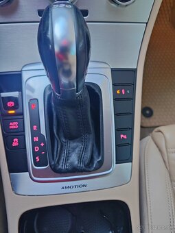 Volkswagen Passat 3.6 FSI variant - 12