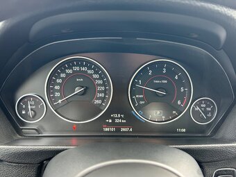 BMW 320d F30 xDrive Mpaket - 12