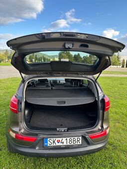 KIA SPORTAGE 2,0 CRDI 4WD - 12