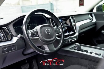 ⏩ Volvo XC60 B4 Momentum AWD A/T - 12