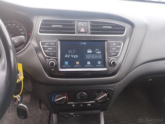 Hyundai i20 1.2i 16V Style - 12