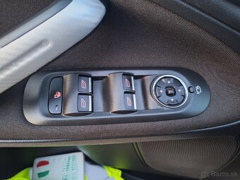 Ford S-MAX 2.0 TDCi A/T - 12