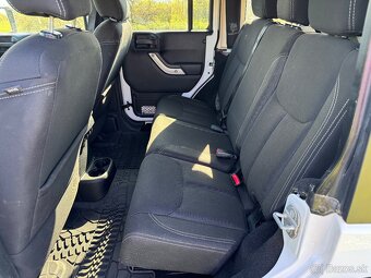 Jeep Wrangler JKU 2.8 CRD Rubicon r.v.2017 - 12