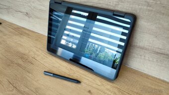 Dell Latitude 3190 2in1 – Windows 11 – v záruke - 12