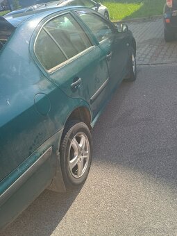 Octavia 1 1.9 tdi 81 kw AHF - 12