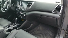 Hyundai tuscom - 12