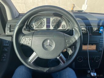 Mercedes-Benz B 180 - 12