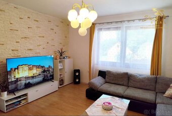 REZERVOVANÉ - Nová cena Výnimočný dvojgeneračný dom na pred - 12