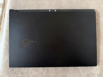Predam Asus ROG Zephyrus S17 GX703H - 12