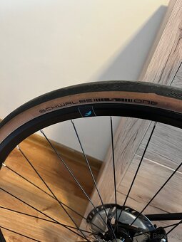 Cestný bicykel Cube - 12