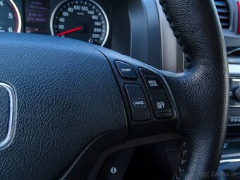 Honda CR-V 2.2 i-DTEC, 110kW, TOP STAV, GARÁŽOVANÉ - 12