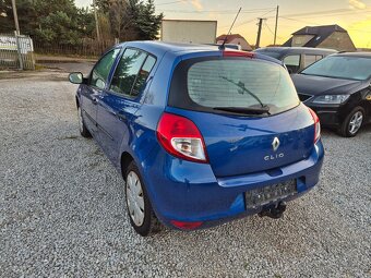 Renault clio - 12