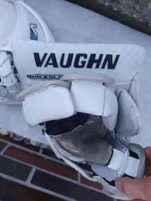 VAUGHN Velocity V9 Carbon Pro lapacka vyrazacka. Betony VE8 - 12