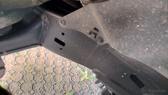 Toyota Land Cruiser 120 - 12