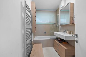 REZERVOVANÝ I Moderný 4-izbový byt s terasou a garážou na Ko - 12