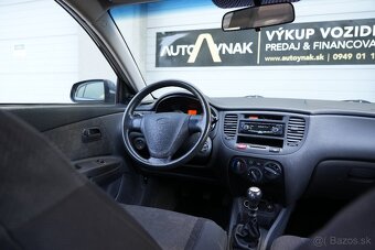 Kia Rio 1.4i - 12