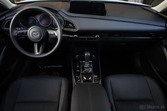 Mazda CX-30 e-Skyactiv G122 Center-line A/T - 12
