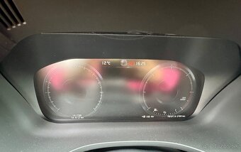 Volvo XC60 B5 Inscription AWD (diesel) - 12