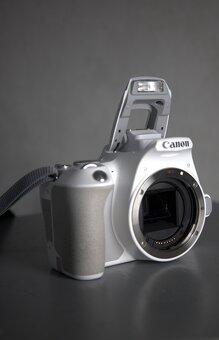 Canon EOS 250D biely + 3× objektív IS STM (TOP SET) - 12