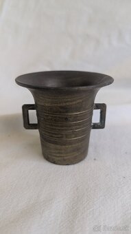 Predám 2 mosadzné mažiare - 12