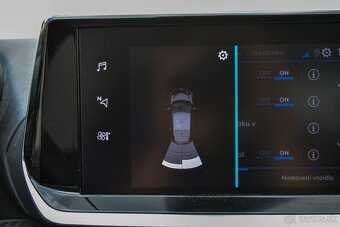 Peugeot 208 1.2 PureTech 55 kW 2023  38 500 km - 12