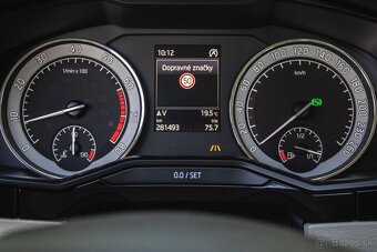 Škoda Superb 2.0 TSI 4x4 L&K DSG - 12