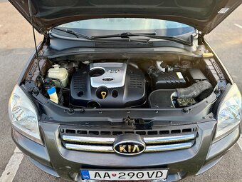 Kia Sportage 2.0 CRDi  4x4 - 12