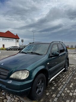 Predam Mercedes-Benz - 12