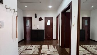 Rodinný dom s pozemkom 1 087 m², Cabaj-Čápor - 12
