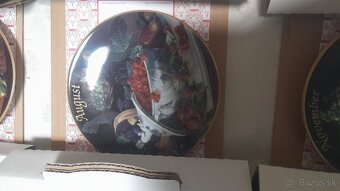 Porcelánový kalendár - 12
