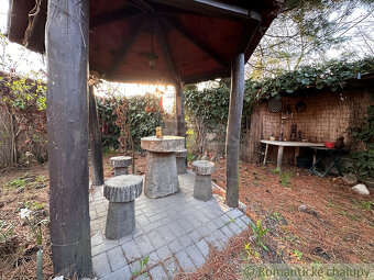 Malý domček na veľkom pozemku len 4 km od Nových Zámkov – - 12