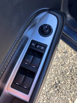 Jeep Compass 2.2L I4 CRD Limited 4x4 - 12