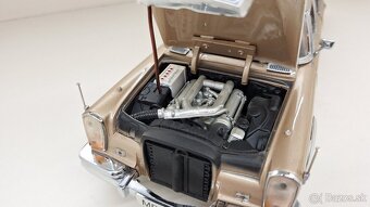1:18 MERCEDES-BENZ 600 POLOKABRIO - 12