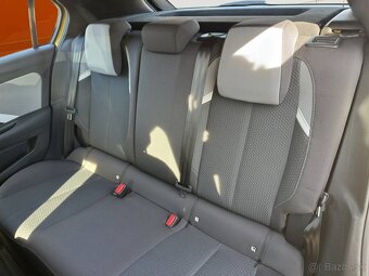 Opel Astra SPORTS TOURER - 12