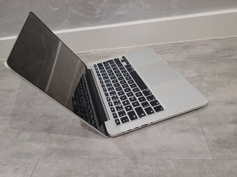 MacBook Pro 13,3" - 12