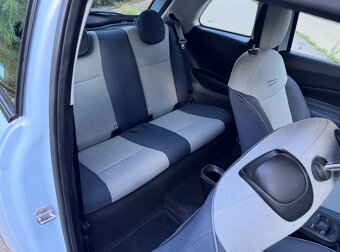 FIAT 500e 87kW, biely interiér - 12