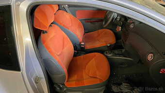 Predám Citroen C2 1,4 HDi Automat - havarované - 12