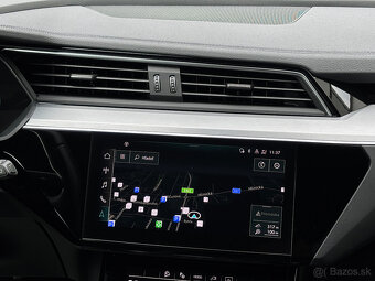 Audi E-tron 50 quattro S line Sivá - 12