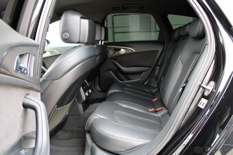 Audi RS6 Avant 4.0TFSI 560k 412kw - 12