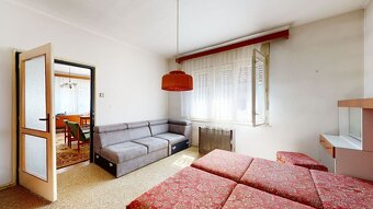 Rodinný dom s potenciálom v Senci – tichá lokalita, veľký po - 12